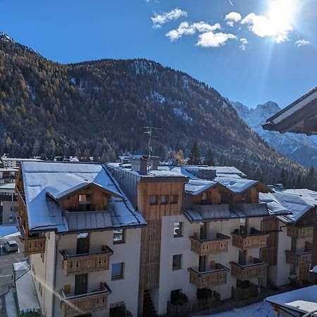 Appartamento Casa Campiglio Centro Piano Alto Con Vista Madonna Esterno foto